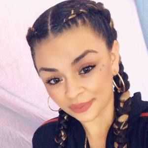 Meet your Posher, Susana